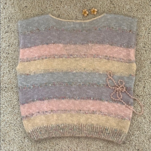 JEANNE PIERRE Sweater Vest - Picture 7 of 7